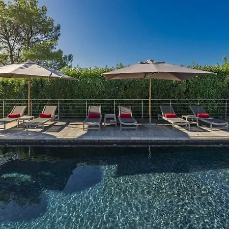 Luxury For 14 People - Pool Villa
